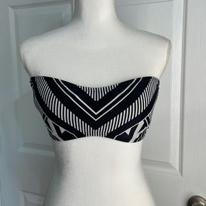 Vince Camuto strapless/ halter swim top- Large